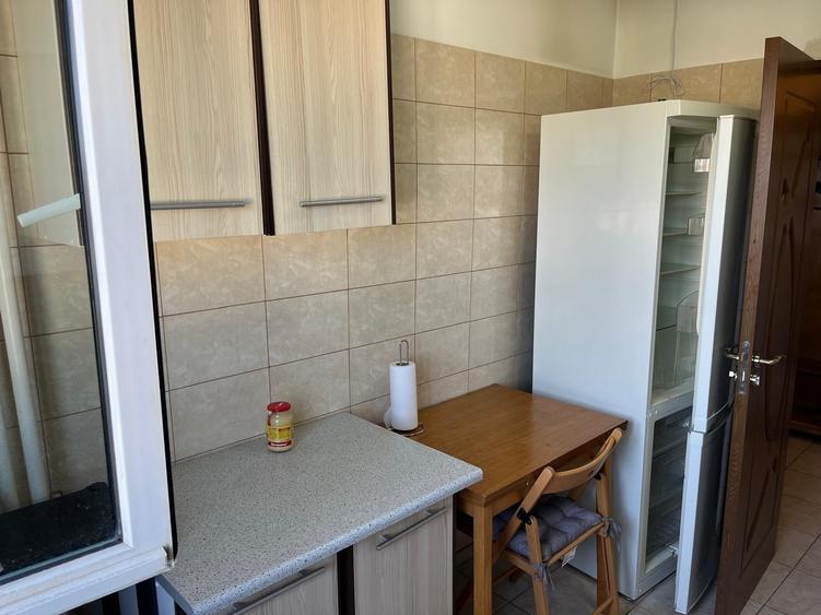 Apartament cu 2 camere semidecomandat în Drumul Taberei