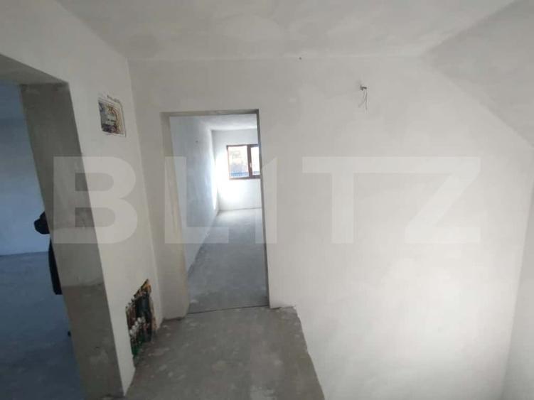 Casă individuală cu 5 camere cu Garaj în Jelna