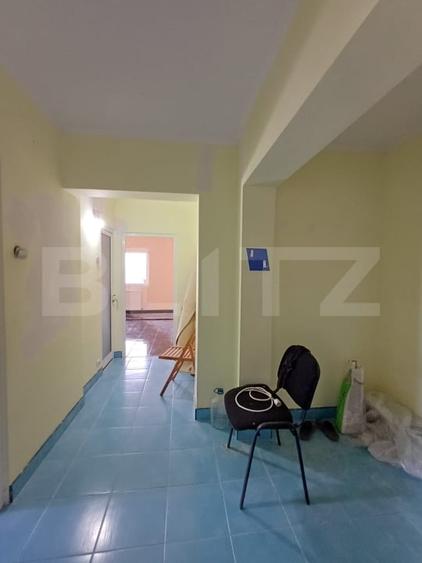 Apartament cu 3 camere semidecomandat, mobilat în Câmpia Turzii