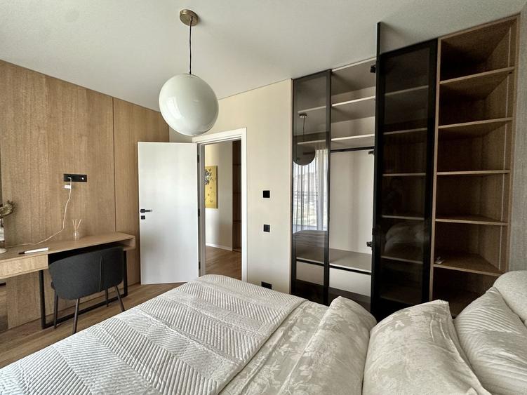 Apartament cu 3 camere decomandat, mobilat în Floreasca