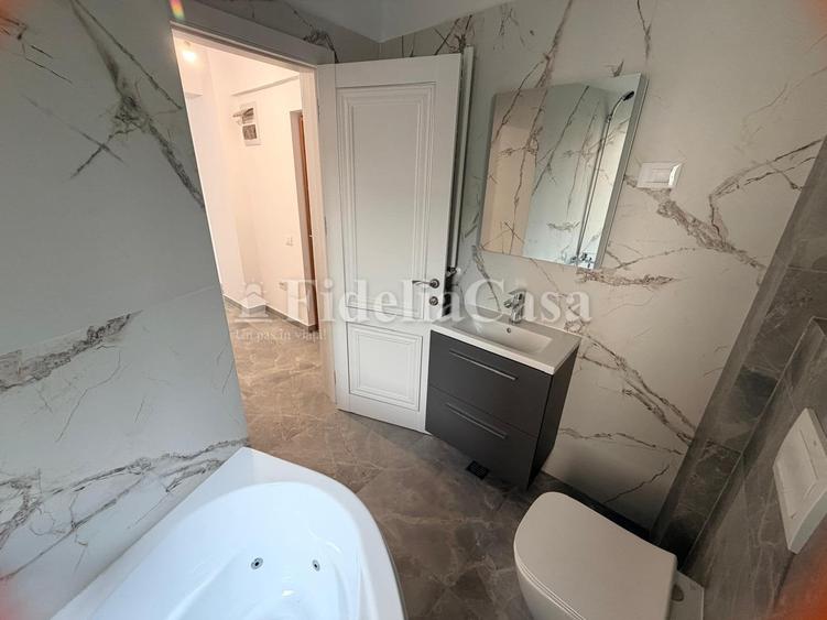 Apartament cu 3 camere în Păcurari