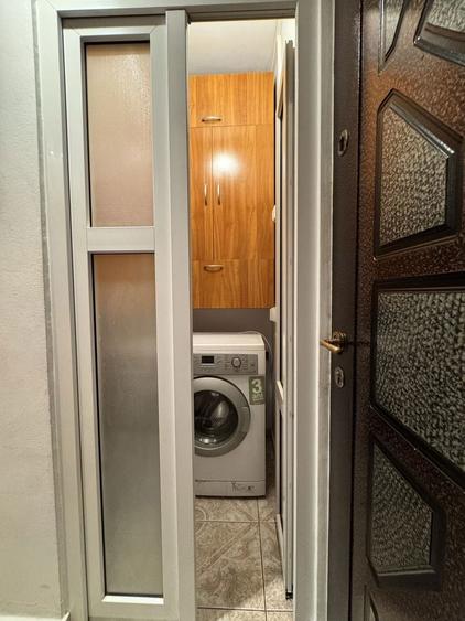 Apartament cu 2 camere semidecomandat în Valea Călugărească