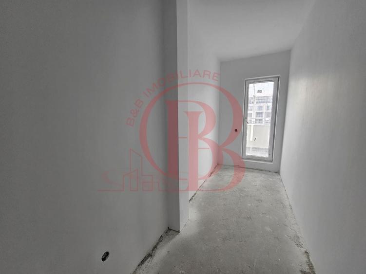 Apartament cu 4 camere decomandat în Theodor Pallady