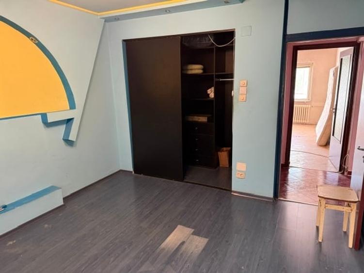 Apartament cu 3 camere decomandat în Timpuri Noi