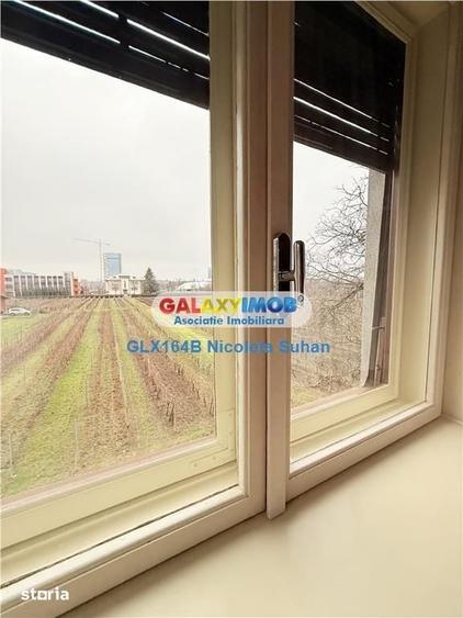 Apartament cu 4 camere în Aviatorilor