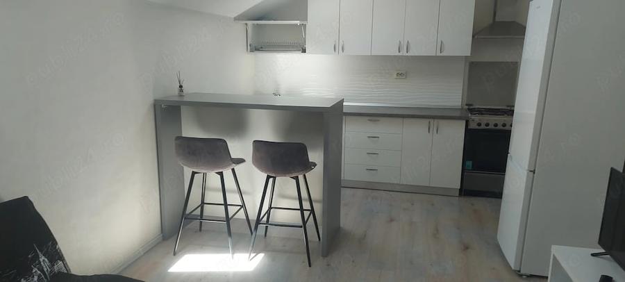 Apartament cu 2 camere semidecomandat în Central