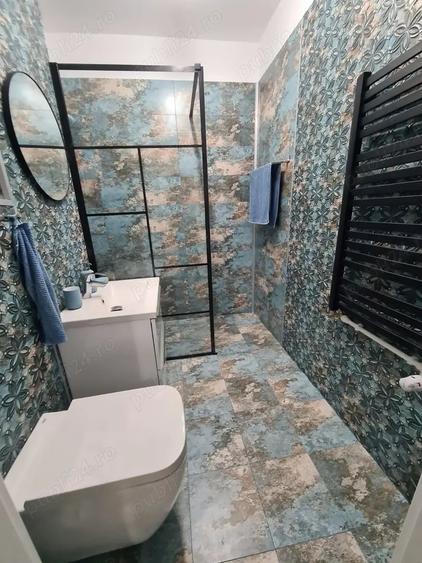 Apartament cu 3 camere decomandat în Tineretului