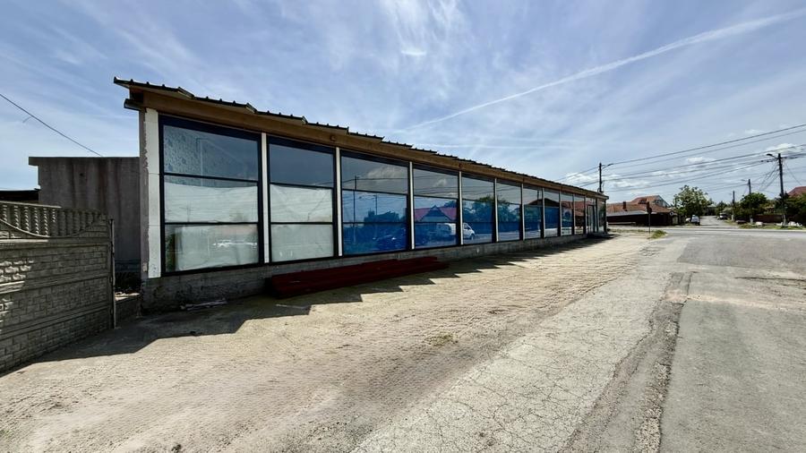 Spațiu comercial, de 435 mp, în Tuzla