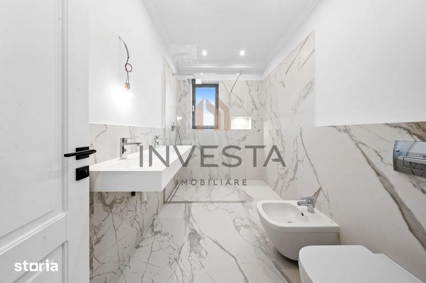 Casă cu 8 camere cu Teren 677 Mp în Borhanci
