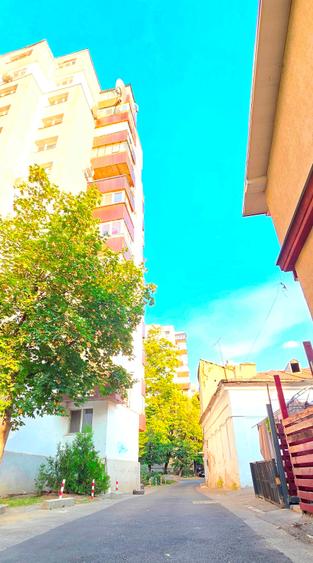 Apartament cu 2 camere decomandat în Ultracentral