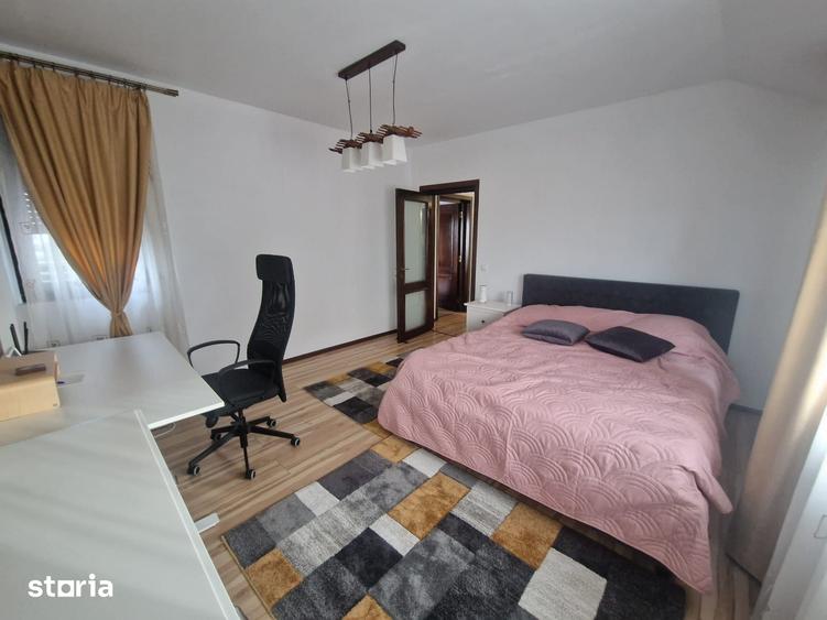 Apartament cu 2 camere în Podu Roș