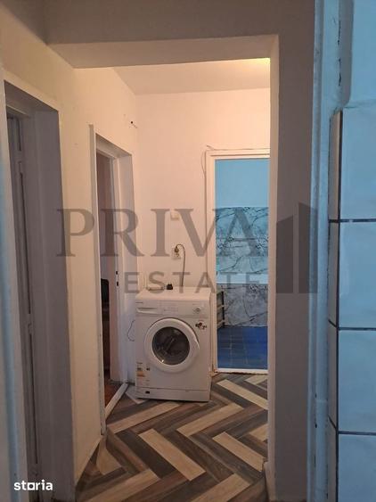 Apartament cu 3 camere decomandat, mobilat în Spitalul Județean
