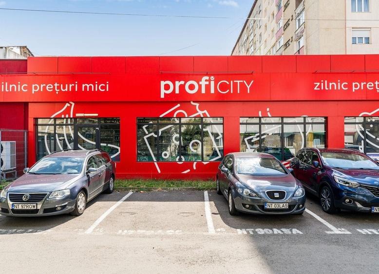 Spațiu comercial, de 374 mp, în Central