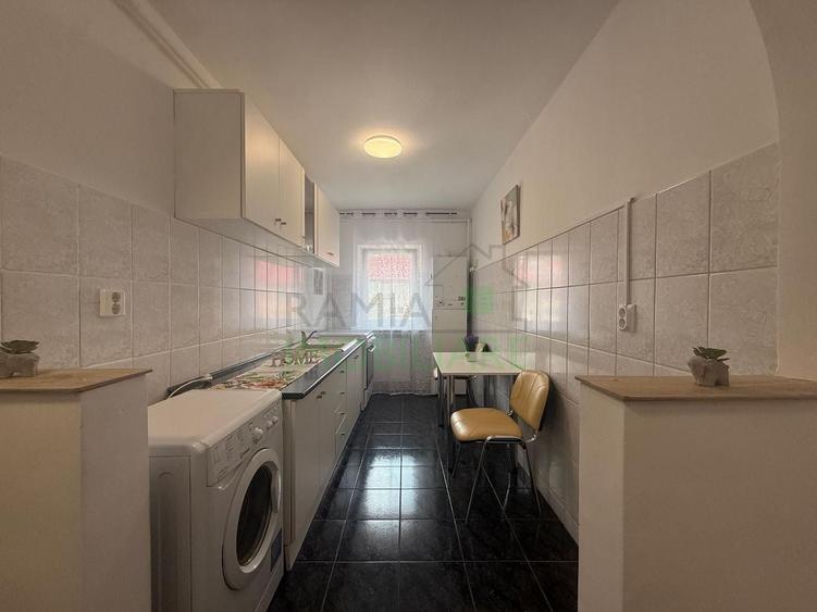 Apartament cu 2 camere decomandat, mobilat în Răcădău