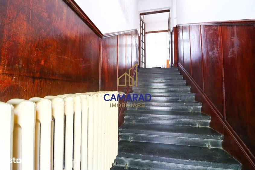 Apartament cu 4 camere în Universitate