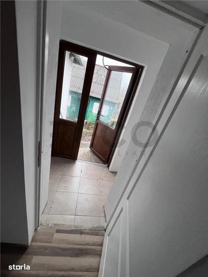 Casă cu 3 camere cu Teren 21984 Mp în Plopiș