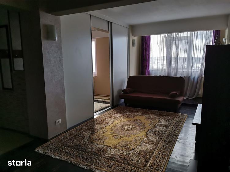 Apartament cu 3 camere în George Enescu
