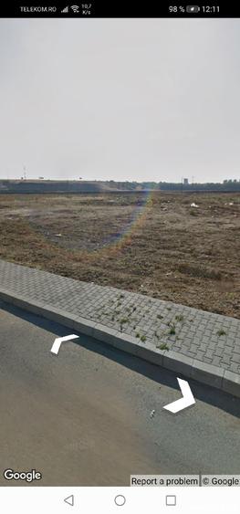 Teren de 2500 mp, în Central