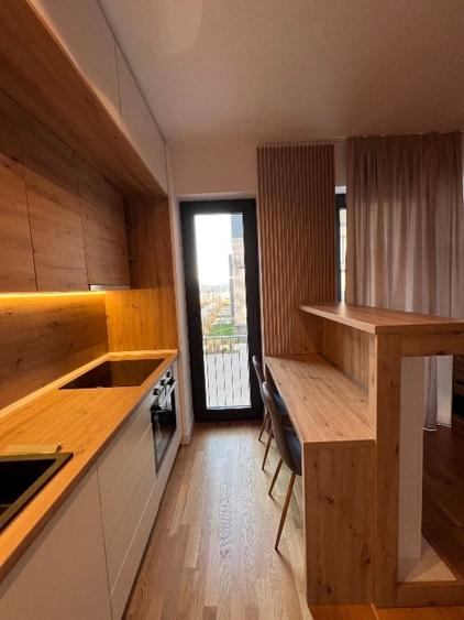 Apartament cu 2 camere, mobilat în Central
