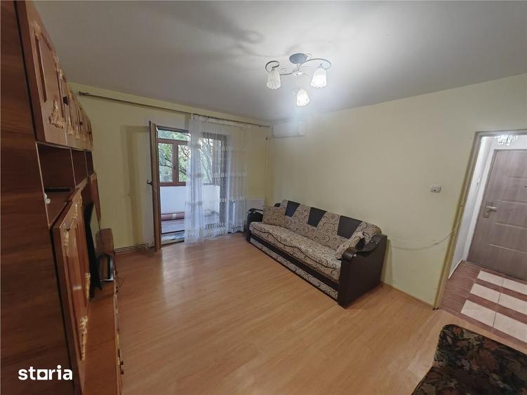 Apartament cu 2 camere semidecomandat în Dacia