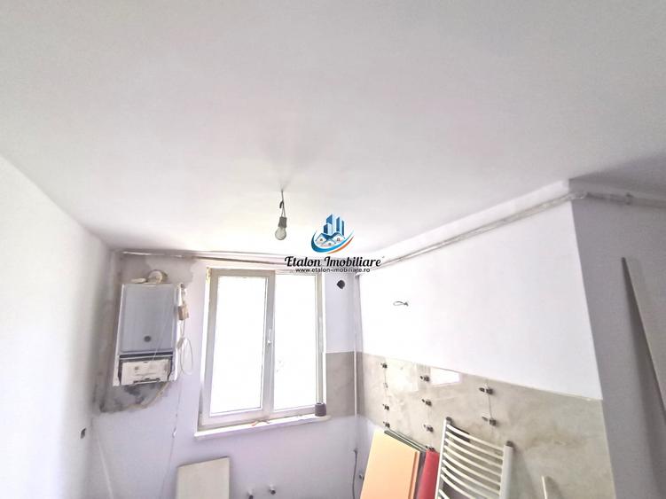 Apartament cu 2 camere decomandat în Mărăței