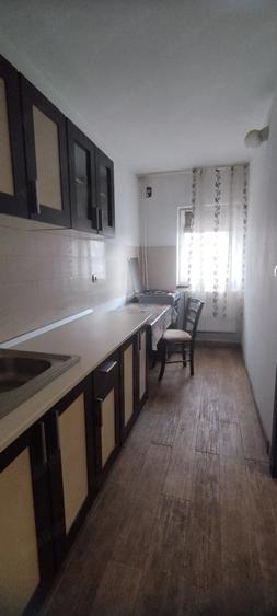 Proprietar inchiriez apartament 2 camere - 5