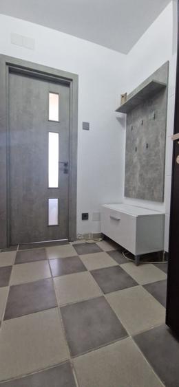 Apartament cu 2 camere semidecomandat, mobilat în Câmpia Libertății