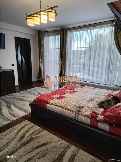 Casă cu 4 camere în Florilor