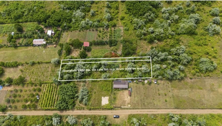 Teren agricol intravilan de 1106 mp, în Nord-Est
