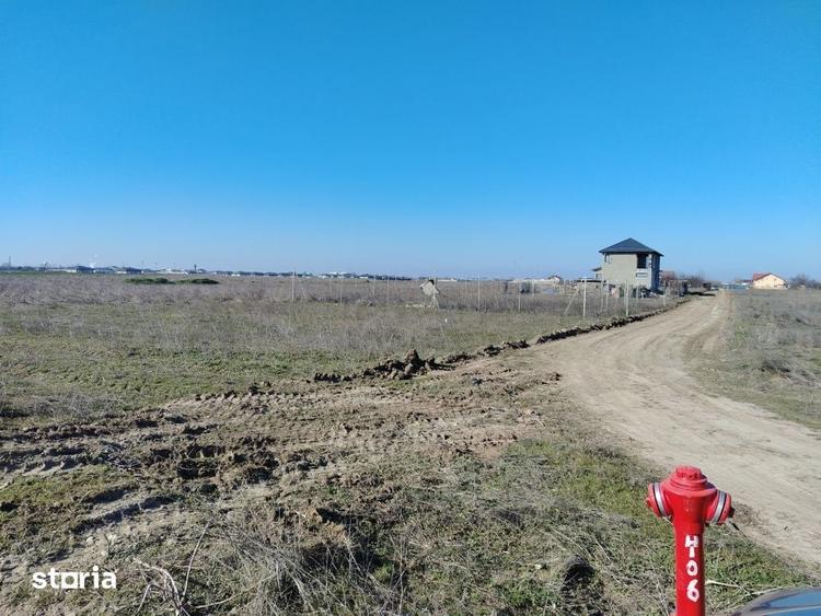 Teren de 988 mp, în Cârcea