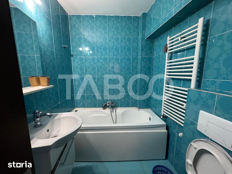 Apartament cu 5 camere decomandat în Turnișor