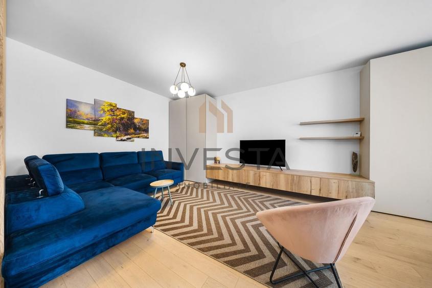 Apartament cu 2 camere semidecomandat, mobilat în Central