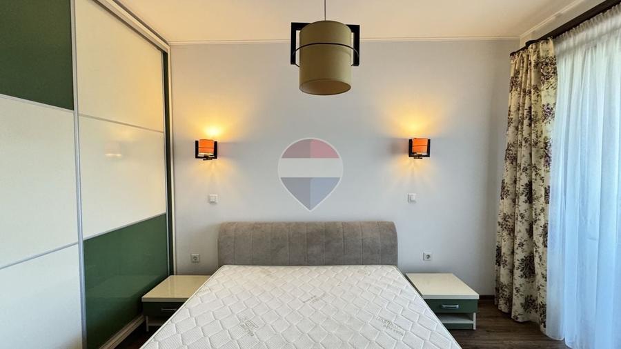Apartament cu 2 camere semidecomandat, mobilat în Florești