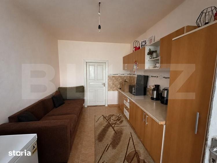 Casă cu 4 camere cu Teren 1543 Mp în Teaca