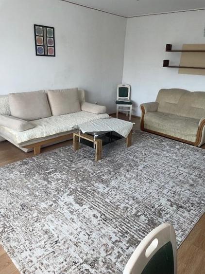 Apartament cu 2 camere decomandat, mobilat în Păcii