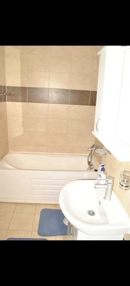 Apartament cu 2 camere semidecomandat în Nufărul