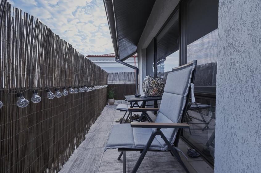 Apartament cu 3 camere semidecomandat, mobilat în Bucureștii Noi