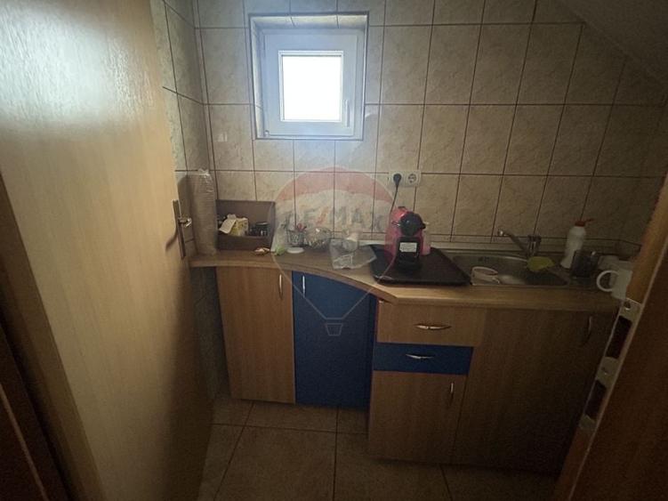 Spațiu comercial, de 90 mp, în Independenței