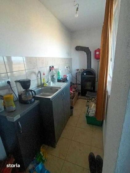 Casă cu 2 camere cu Teren 85 Mp în Central