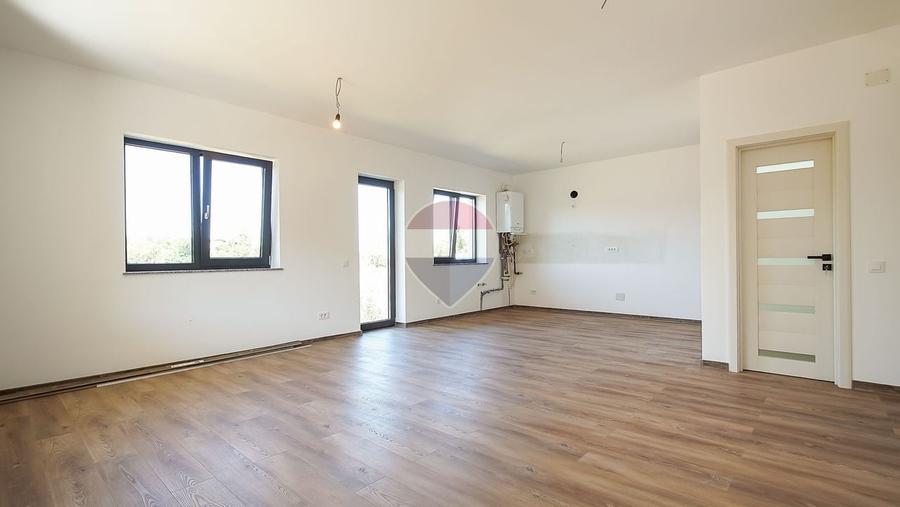 Casă individuală cu 3 camere cu Teren 426 Mp în Tărlungeni