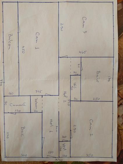 Apartament cu 3 camere decomandat în Central