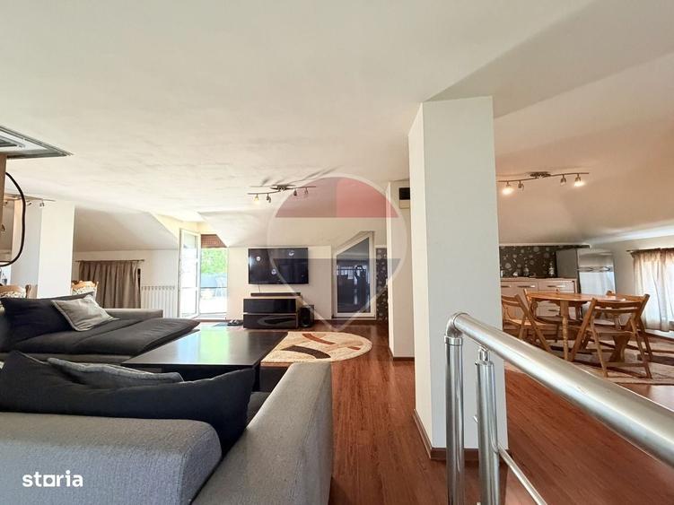 Apartament cu 3 camere în Buzaului