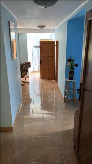 Spațiu comercial, de 82 mp, în Central