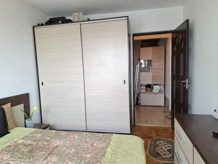 Apartament cu 2 camere decomandat în Micro 5
