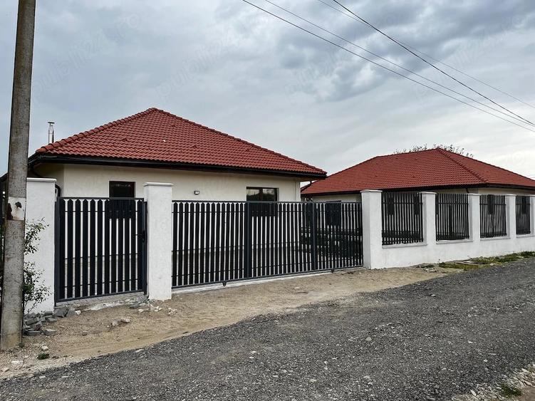 Casă cu Teren 750 Mp în Jucu