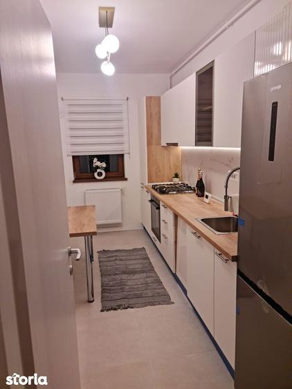 Apartament cu 2 camere decomandat, mobilat în Metalurgiei