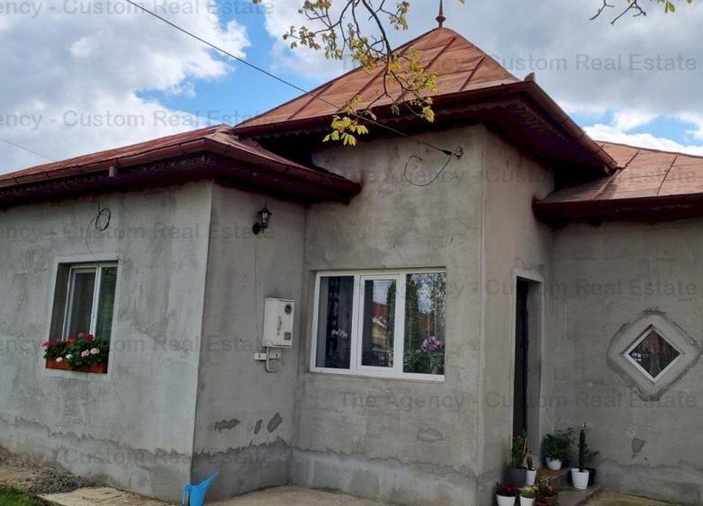 Casă individuală cu 5 camere decomandat cu Canalizare în Corbeanca