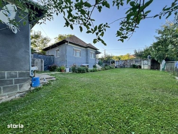 Casă cu 4 camere în Pata