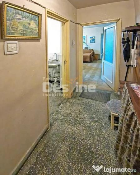 APARTAMENT 3 CAMERE SEMIDECOMANDAT - 9