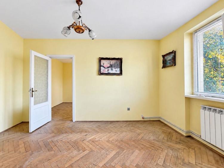 Apartament cu 2 camere semidecomandat în Centru Vechi
